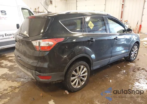 2017 Ford Escape Titanium из США, поврежденный, VIN 1FMCU0JD8HUE46142